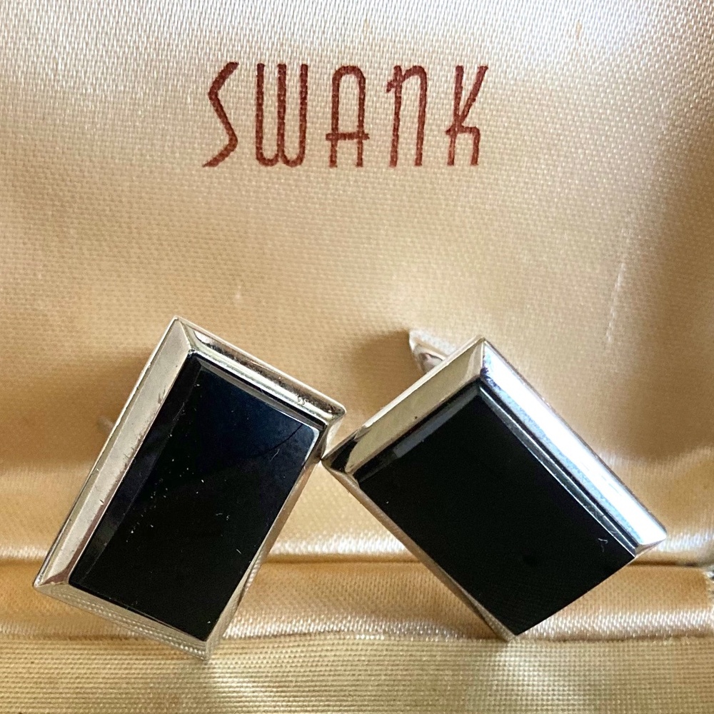 🇺🇸 Vintage Swank Shiny Silvertone & Onyx Cufflinks Shield Logo in box